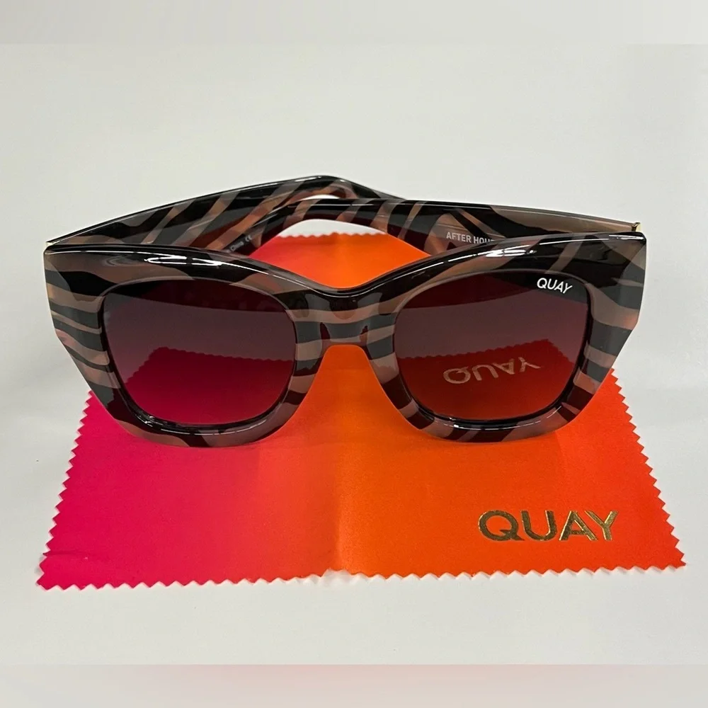 QUAY After Hours Bevel Sunglasses Zebra Stripe Frame Smoke Lenses